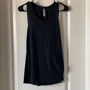 Black Fabletics women’s tank top.